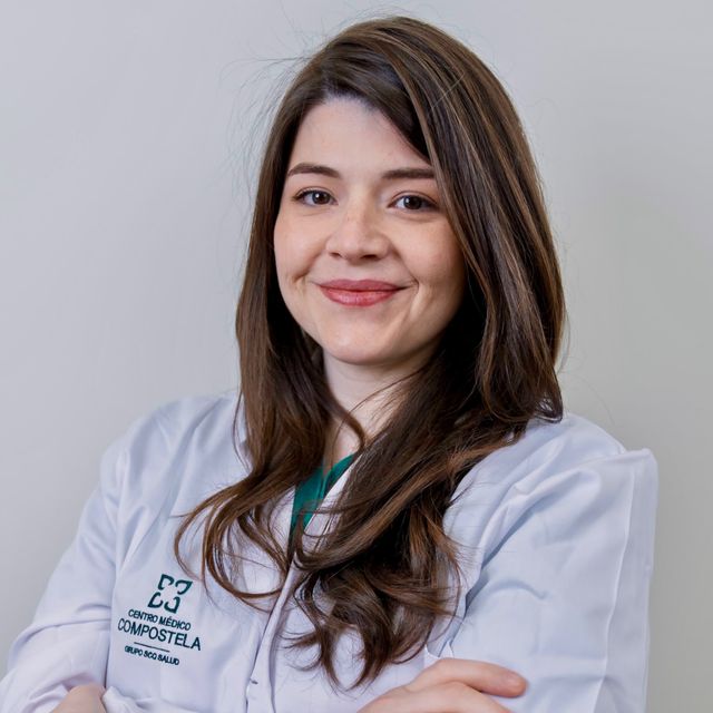 Carolina Viana, Traumatólogo Santiago de Compostela