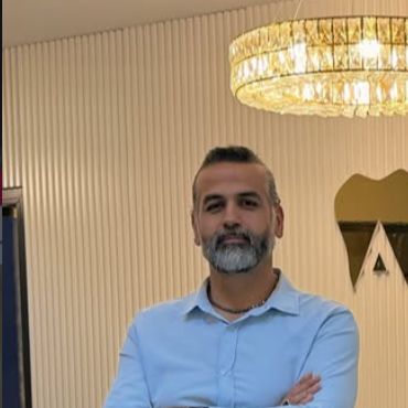 Ayhan Çaylı, Diş Hekimi Adana