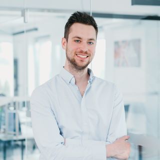 Powiększ obraz: Mateusz Sudolski, psychoterapeuta Poznań