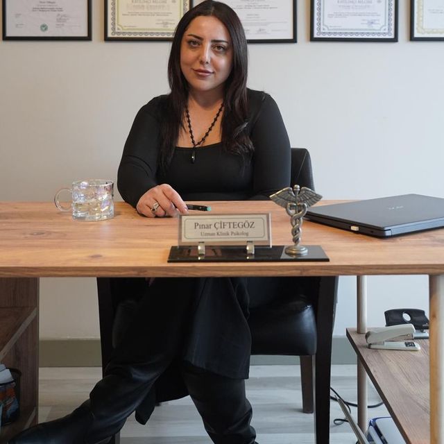 Pınar Çiftegöz, Psikoloji İstanbul