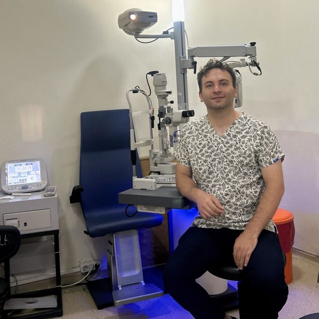 Bayram Dundar, Pratisyen Beyoğlu