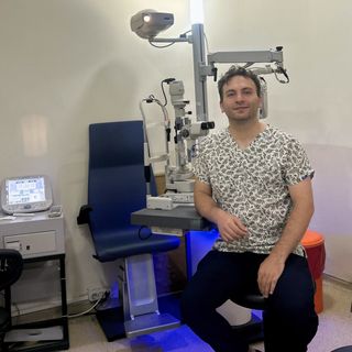 Resmi büyüt: Bayram Dundar, Pratisyen Beyoğlu