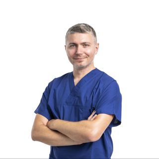 Ingrandire l'immagine: Silvio Giardini, dentista Torino