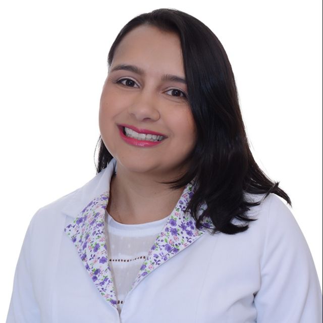 Natalia Mazo, Pediatra Pontevedra