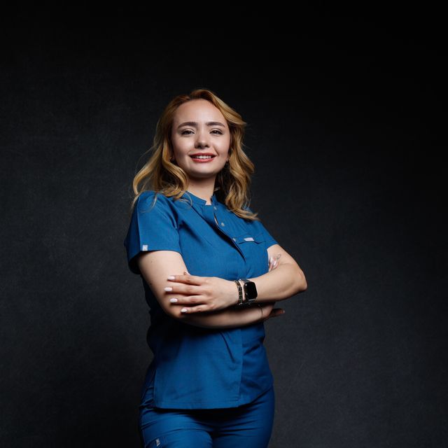 Hatice İrem Ekinci, Diş Hekimi Kağıthane