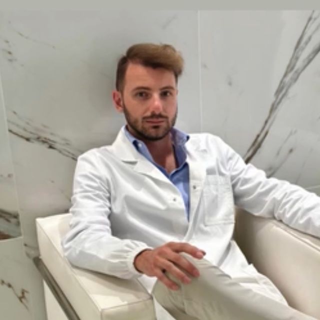 Edoardo Dezi, chirurgo generale Pomezia