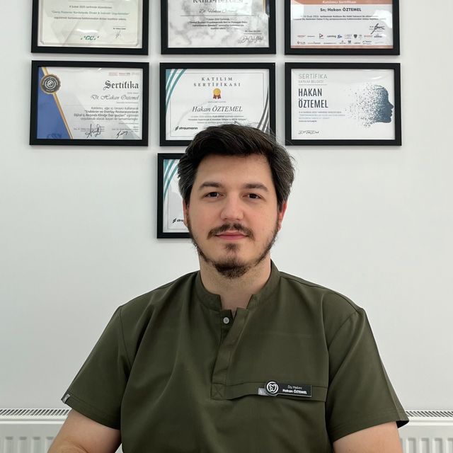 Hakan Öztemel, Diş Hekimi Sakarya