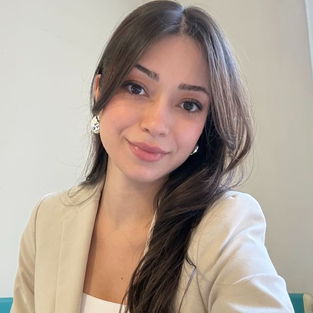 İrem Erdem, Psikoloji Manisa