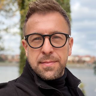 Powiększ obraz: Jarosław Maciej  Piotrowski, psycholog Toruń