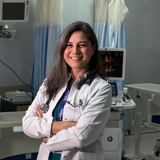 Resmi büyüt: Feyza Kurt, Kardiyoloji Yalova