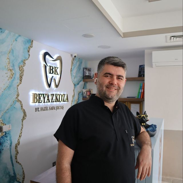 Fazil Safa Şıktaş, Diş Hekimi Adana