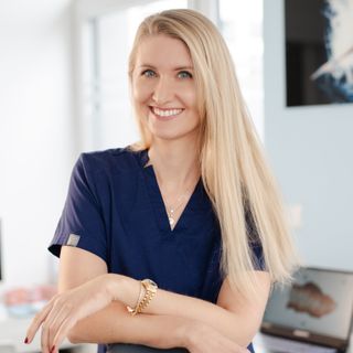 dr n. med. Sylwia Jagła