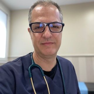 Acercar imagen: Manel Julià Just, Médico general Mataró