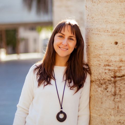 Amparo Hueso Romero, Terapeuta complementario Almería