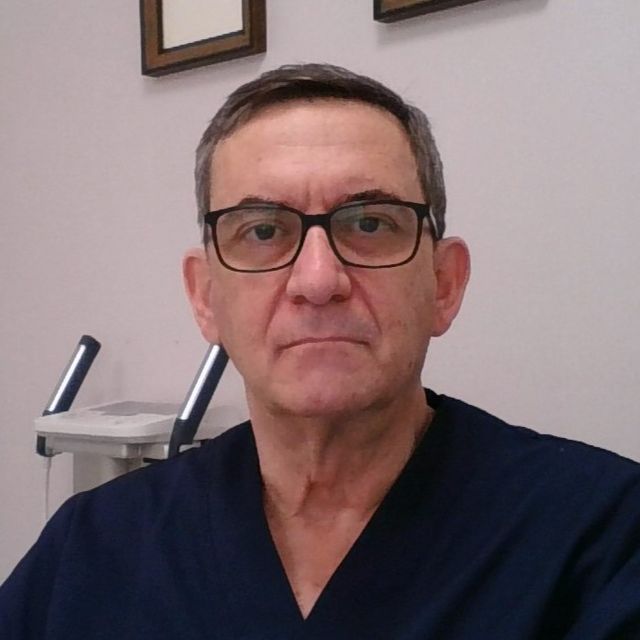 IGNACIO BERNABEU MORON, Endocrino Santiago de Compostela