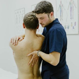 Ingrandire l'immagine: Davide Buonanno, fisioterapista Frattamaggiore