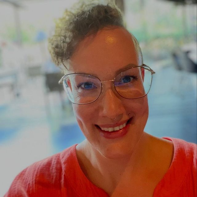 Corinna Knuth, Tierarzt Romrod