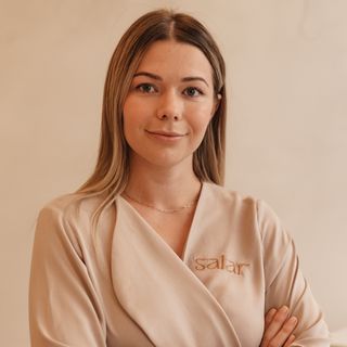 Acercar imagen: María Isabel Moya-Angeler Guirao, Médico general Torrevieja