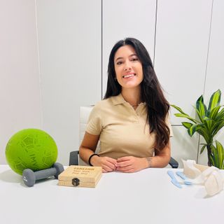  Isabel Gómez-Calcerrada Serrano