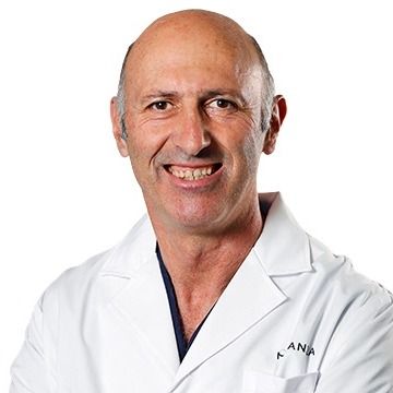 Jose Ignacio Ostolaza Bereziartua, Oftalmólogo Donostia-San Sebastián