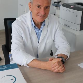 Ingrandire l'immagine: Ezio Craperi, ginecologo Piantedo