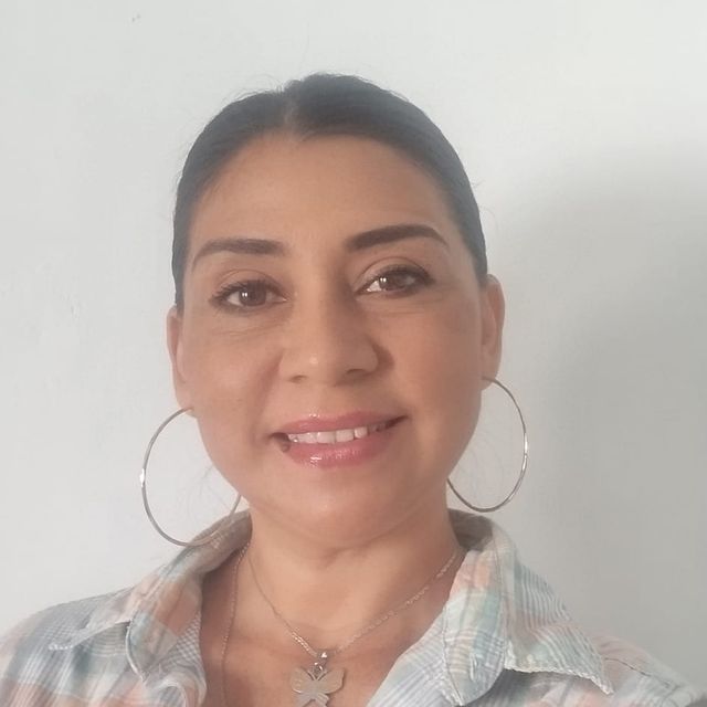 Delly Giraldo, Terapeuta complementario Valencia