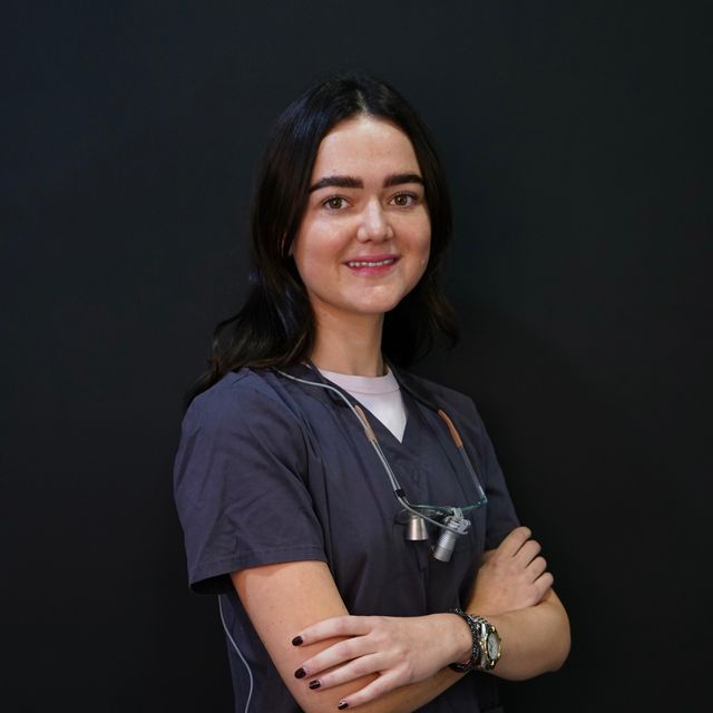 Marina Alayrach Riart, Dentista Barcelona