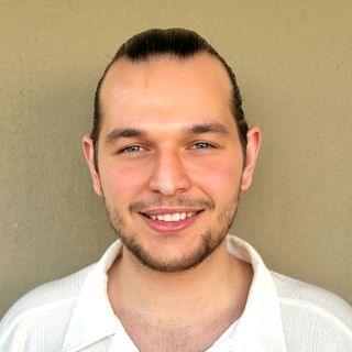 Resmi büyüt: Eren Özdal, Psikoloji İzmir