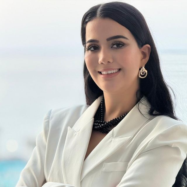 Ahsen Hümeyra Ak Doğan, Psikoloji İstanbul