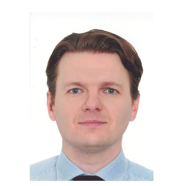 Piotr Izdebski, neurochirurg Warszawa