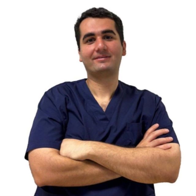 Mohammad Amin Dokoohaki, dentista Curno