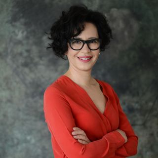 Melike Gedar, Göz Hastalıkları İstanbul