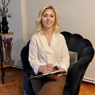 Meryem Akmeşe, Psikoloji İstanbul