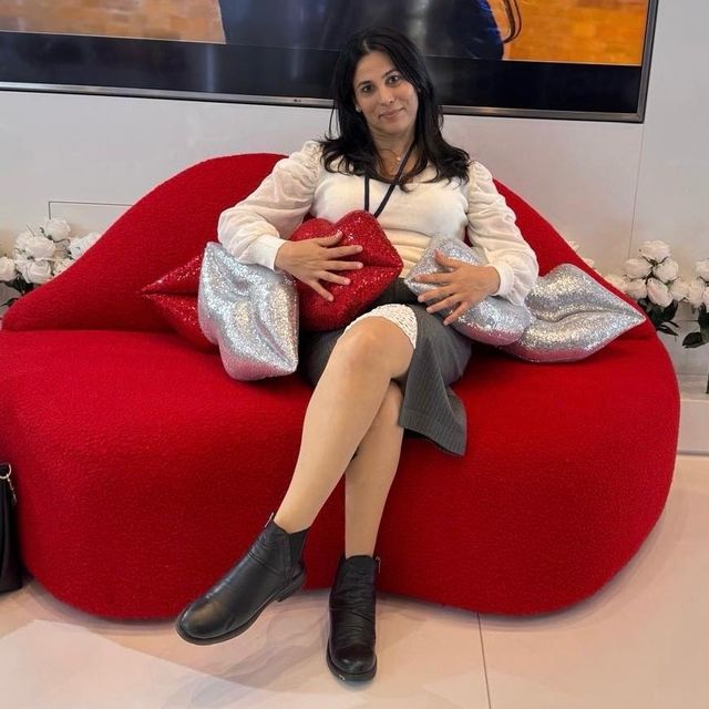 Yuhanize Taş Demircan, Dermatoloji Adana