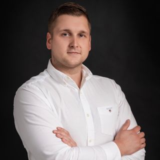 Powiększ obraz: Jakub Chmielowski, ginekolog Legnica