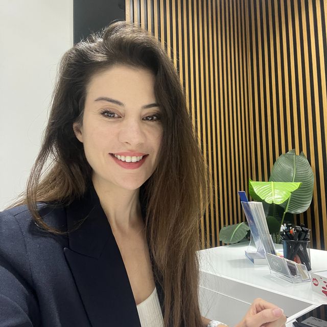 Burcu Polat Kartöz, Ortodonti Antalya