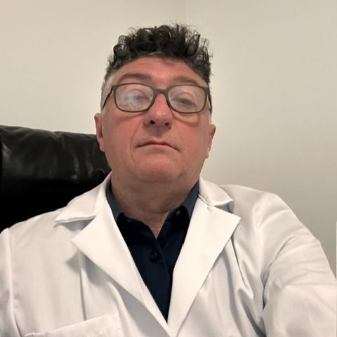 Nikola Tsesmelis, nutrizionista Battipaglia