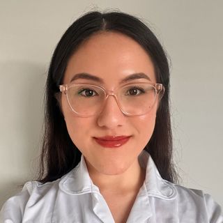 Acercar imagen: Nishma Gurung, Podólogo Barcelona