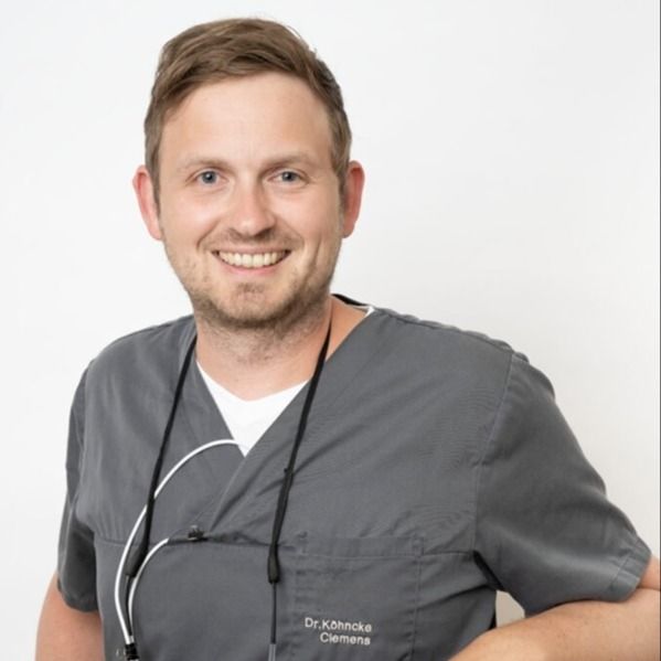 Clemens Köhncke, Oralchirurg München