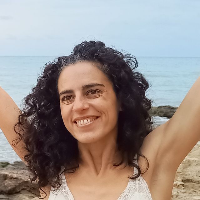 Elisa Bustin y Gil, Psicólogo Alicante