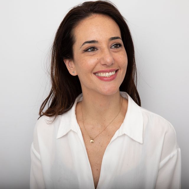 Nuria Pey Tena-Dávila, Dentista Madrid