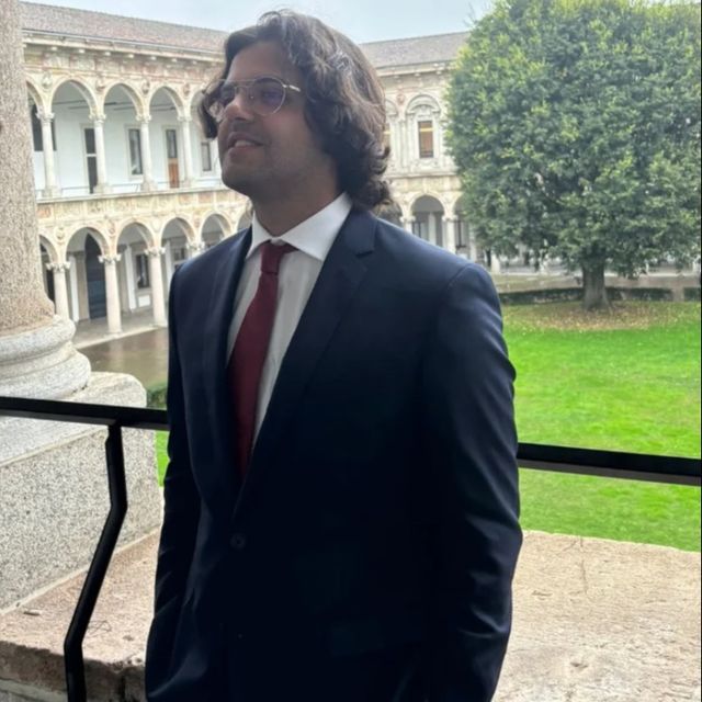 Emanuele Argiolas, medico di medicina generale Clusone