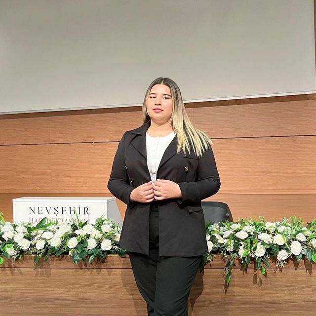 İlkay ÖZEL
