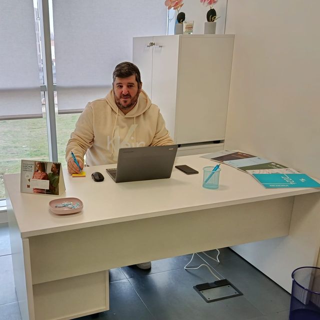 Jorge Claudio Gonzalez Taboada, Psicólogo Parla