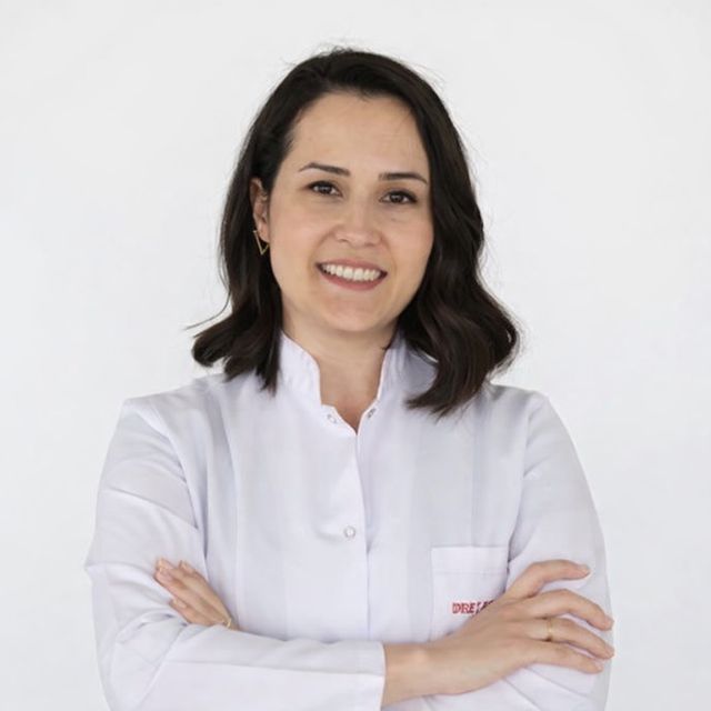 Esra Ekizer, Ortodonti Kayseri
