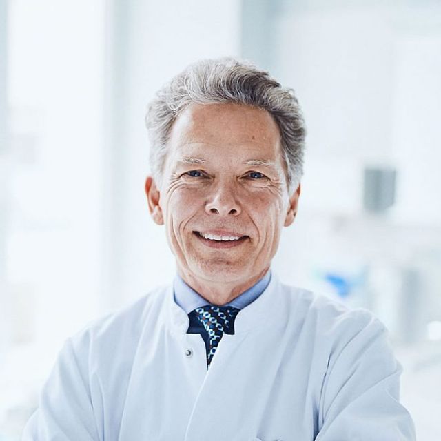 Henrik Menke, Plastischer & Ästhetischer Chirurg Offenbach am Main