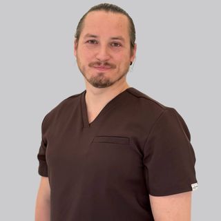 Powiększ obraz: Krystian Loranc, fizjoterapeuta Wrocław