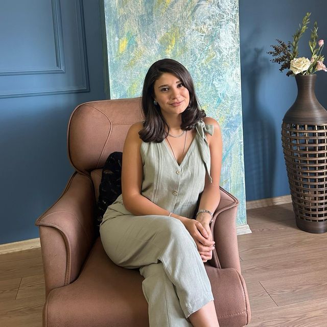 Derya Melik, Psikoloji Bursa