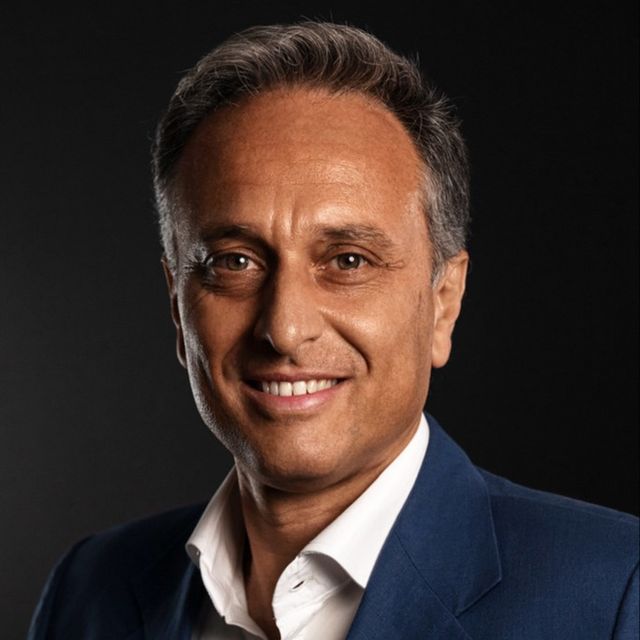 Ettore Soscia, ginecologo Chiaia