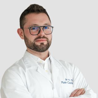 Powiększ obraz: Piotr Ciechanowicz, dermatolog Warszawa